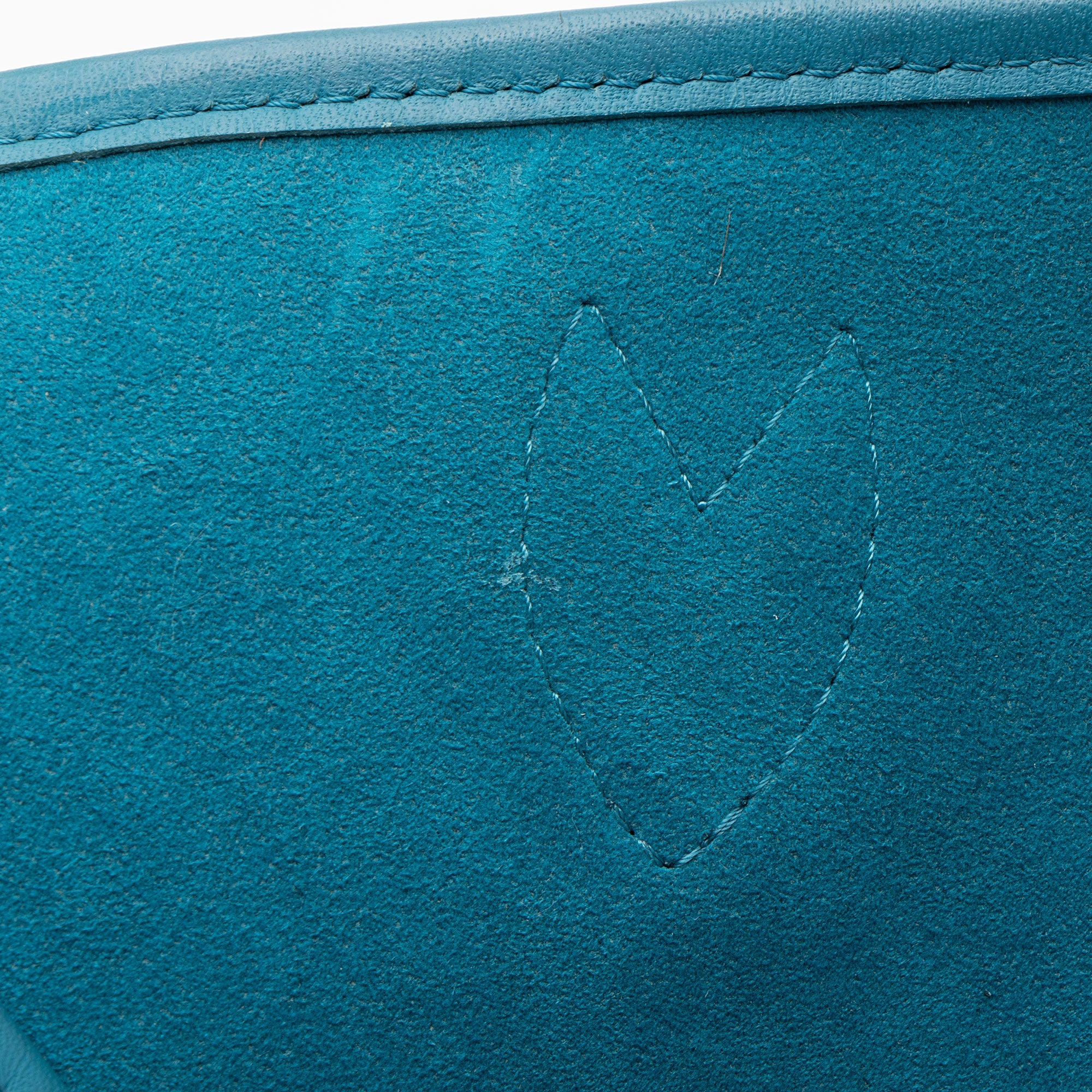 Louis Vuitton Epi Leather Neverfull MM Tote (SHF-bCpKwW)