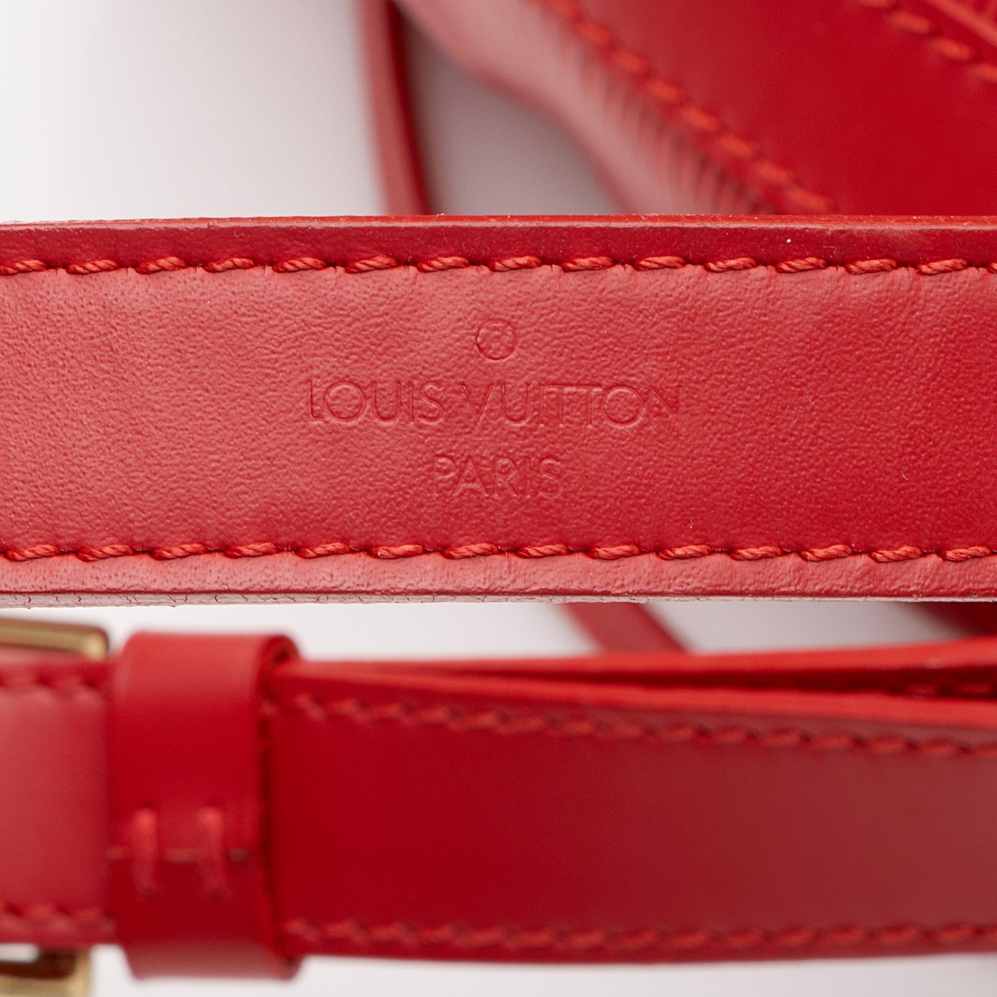 Louis Vuitton Epi Leather Petit Noe Shoulder Bag (SHF-22317)