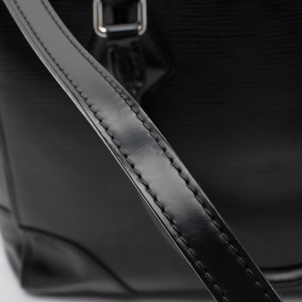 Louis Vuitton Epi Leather Phenix MM Satchel (SHF-dTC81d)
