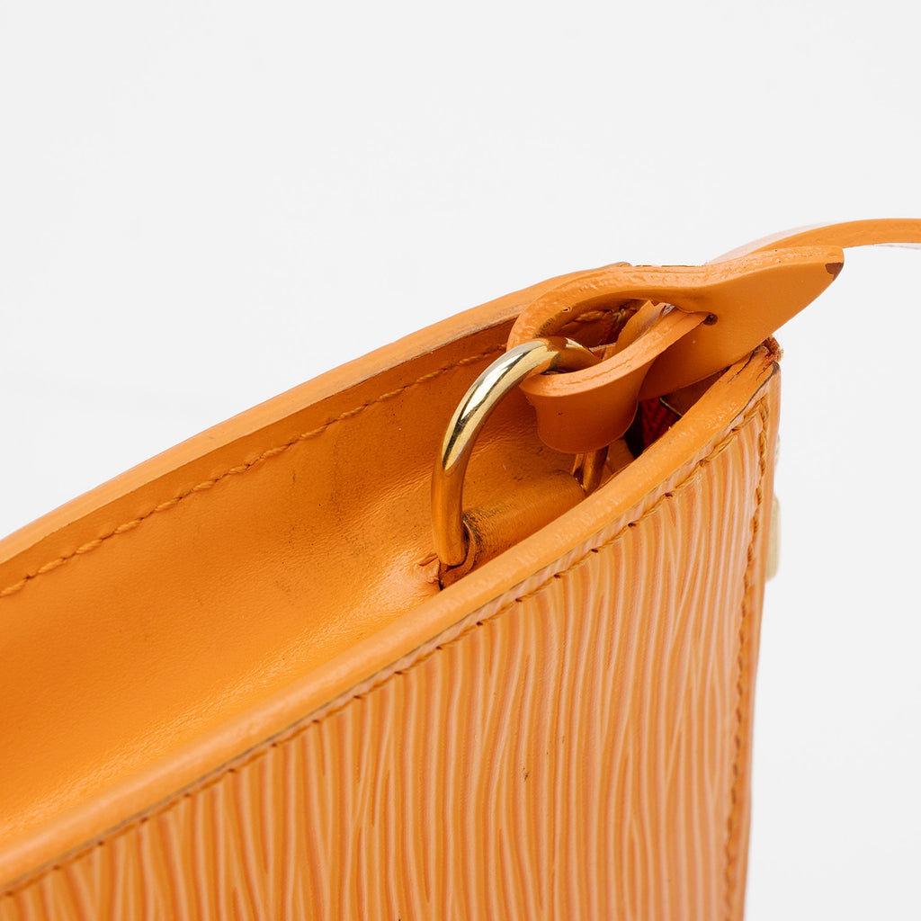 Louis Vuitton Epi Leather Pochette 21 Accessoires (SHF-17013)