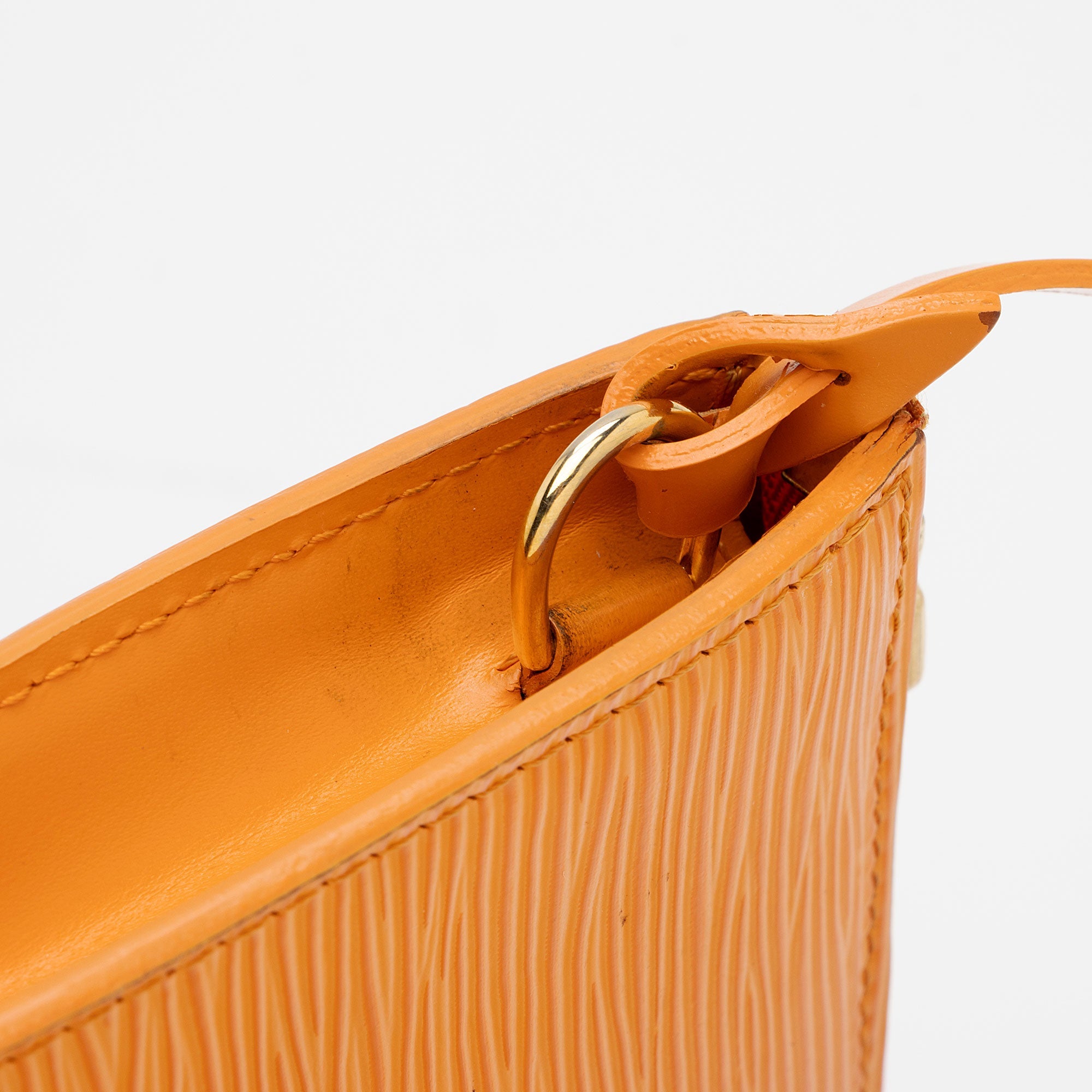 Louis Vuitton Epi Leather Pochette Accessoires (SHF-K8wXuO)