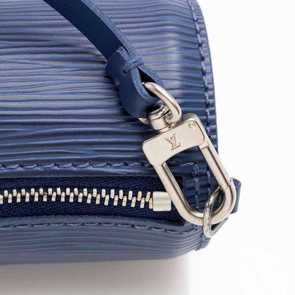 Louis Vuitton Epi Leather Round Pochette (SHF-17463)