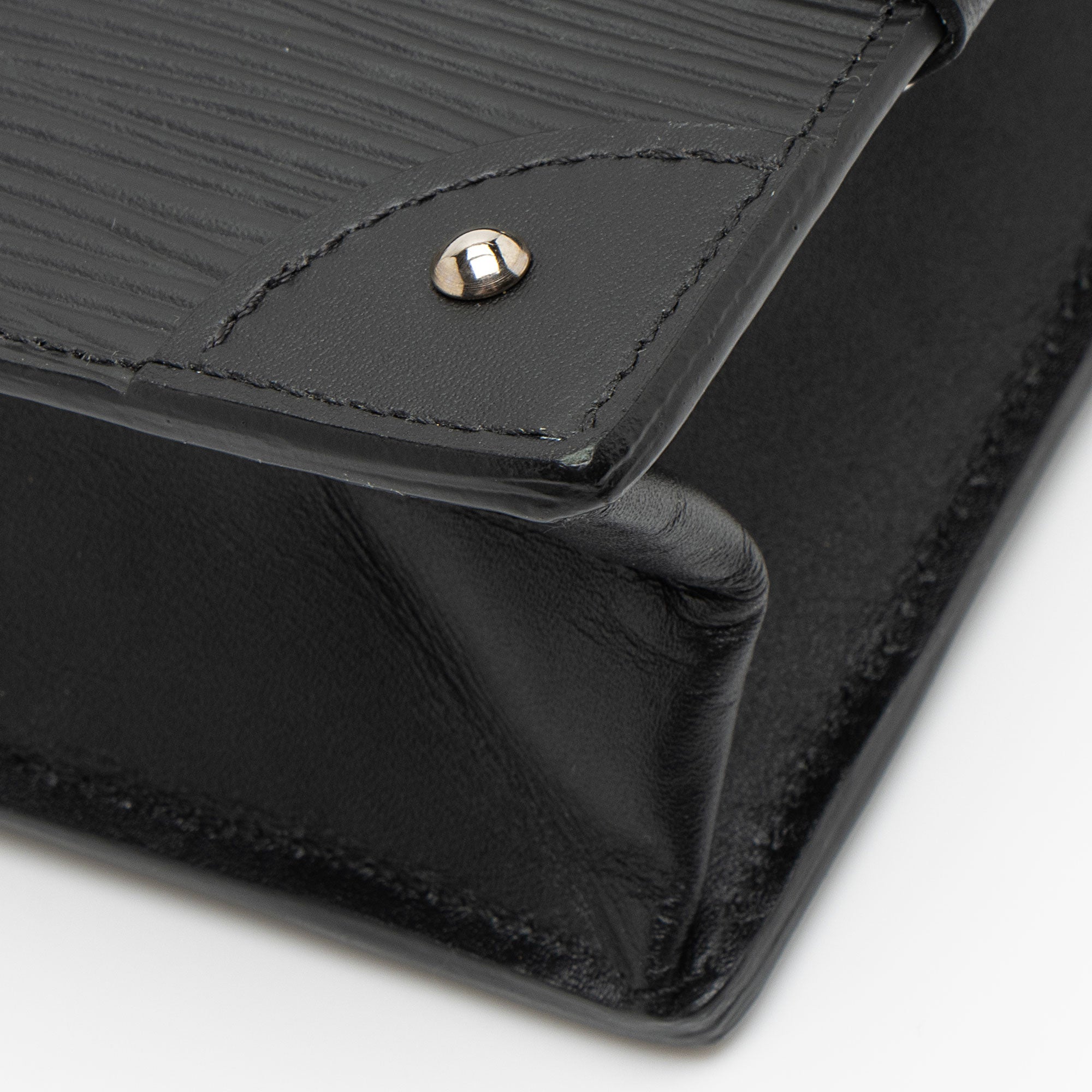 Louis Vuitton Epi Leather Trunk Chain Wallet