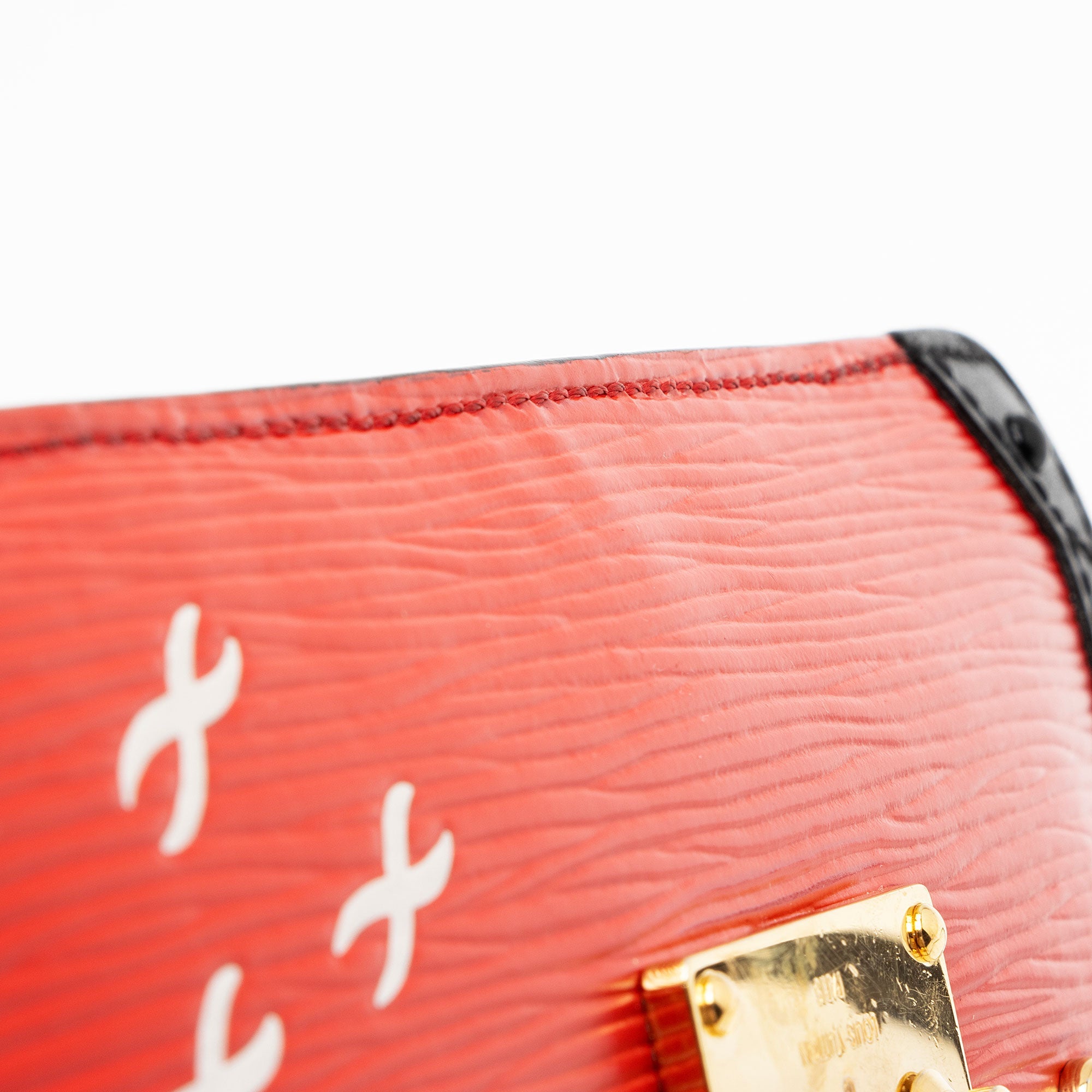 Louis Vuitton Epi Leather Trunk Clutch (SHF-f9WGSU)