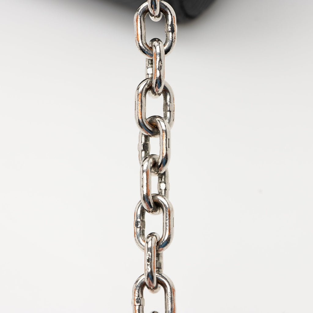 Louis Vuitton Epi Leather Twist MM Shoulder Bag (SHF-22700)