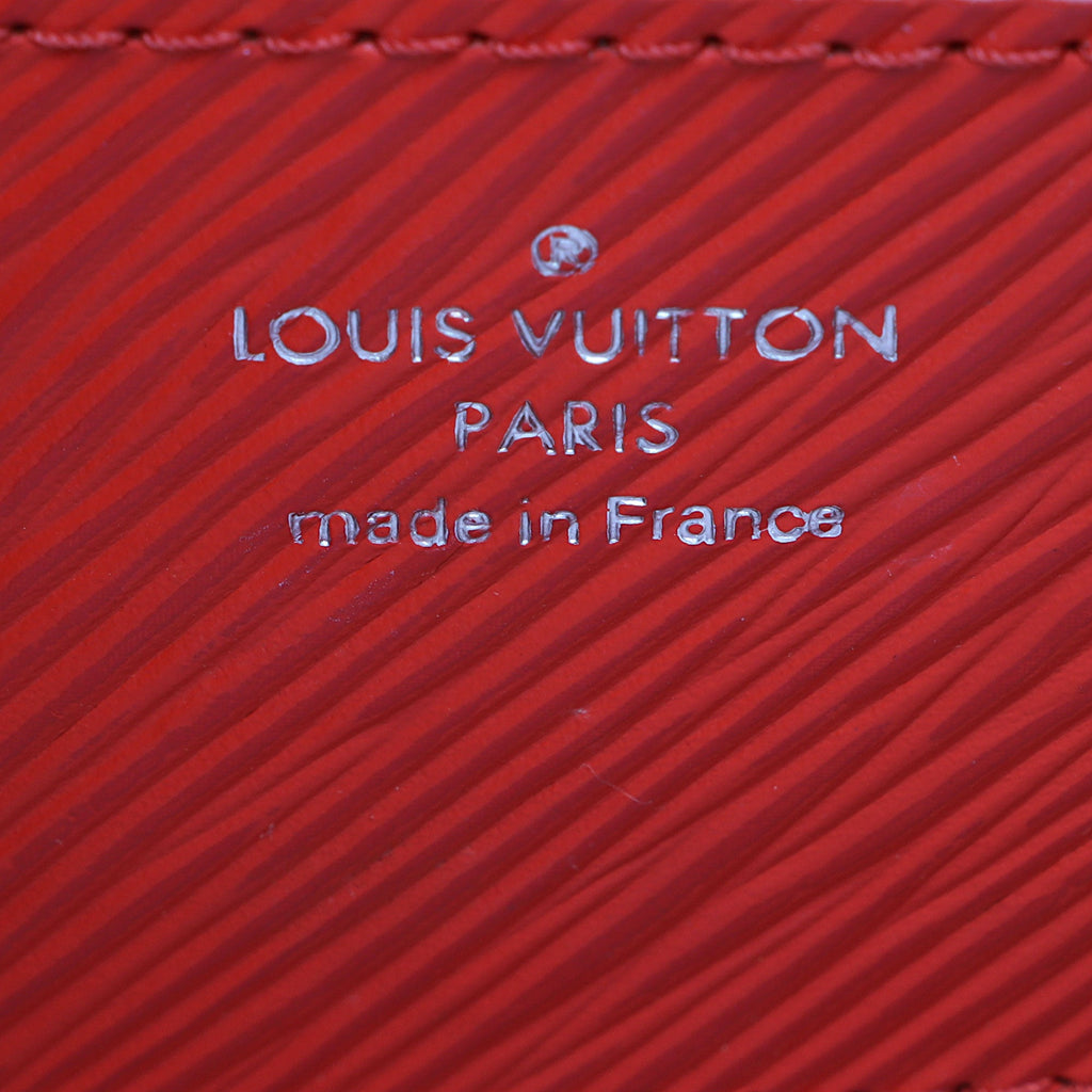 Louis Vuitton Epi Leather Twist MM Shoulder Bag (SHF-Di84Nn)