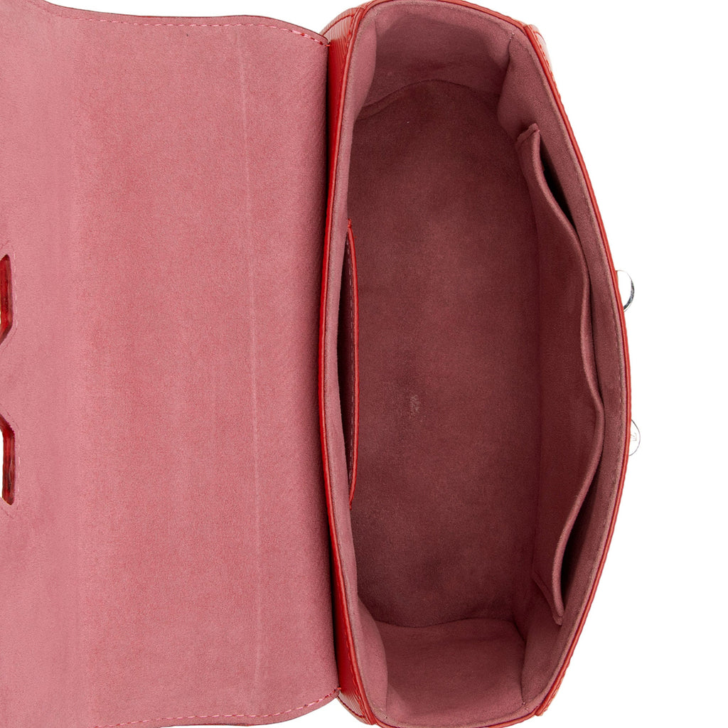 Louis Vuitton Epi Leather Twist MM Shoulder Bag (SHF-lAWkvE)