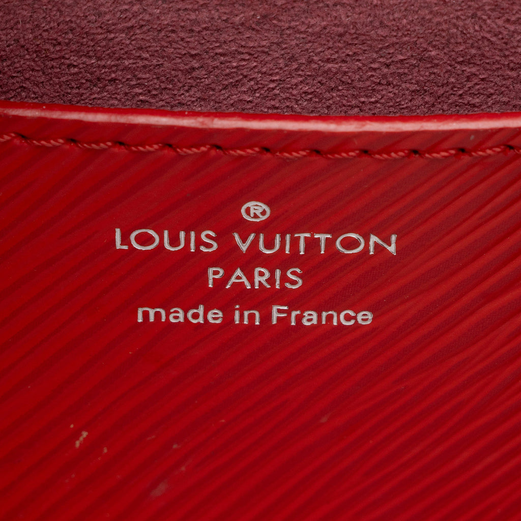 Louis Vuitton Epi Leather Twist MM Shoulder Bag