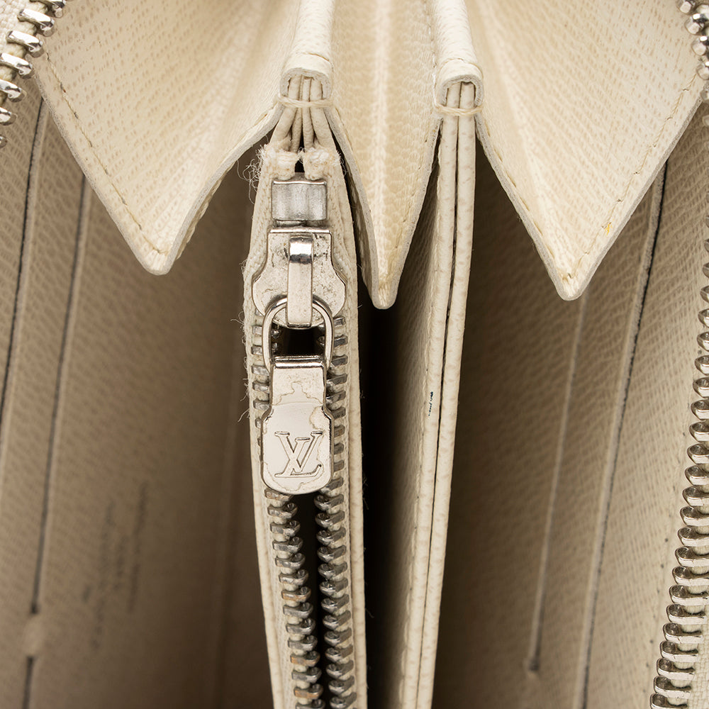Louis Vuitton Epi Leather Zippy Wallet (SHF-15359)