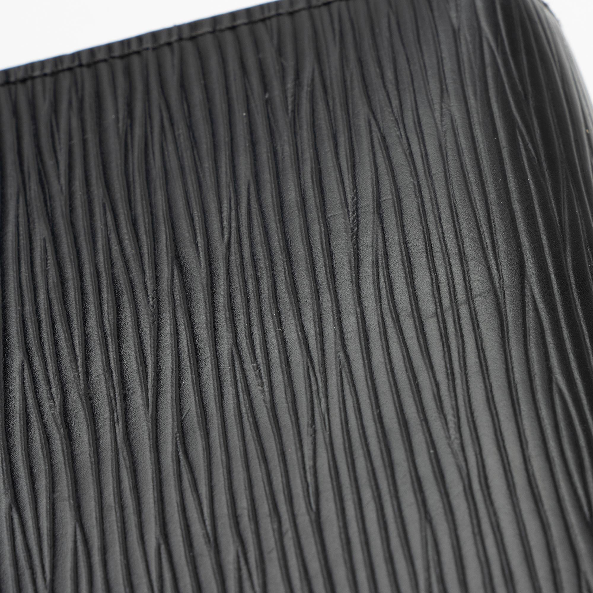 Louis Vuitton Epi Leather Zippy Wallet (SHF-yzpJFF)