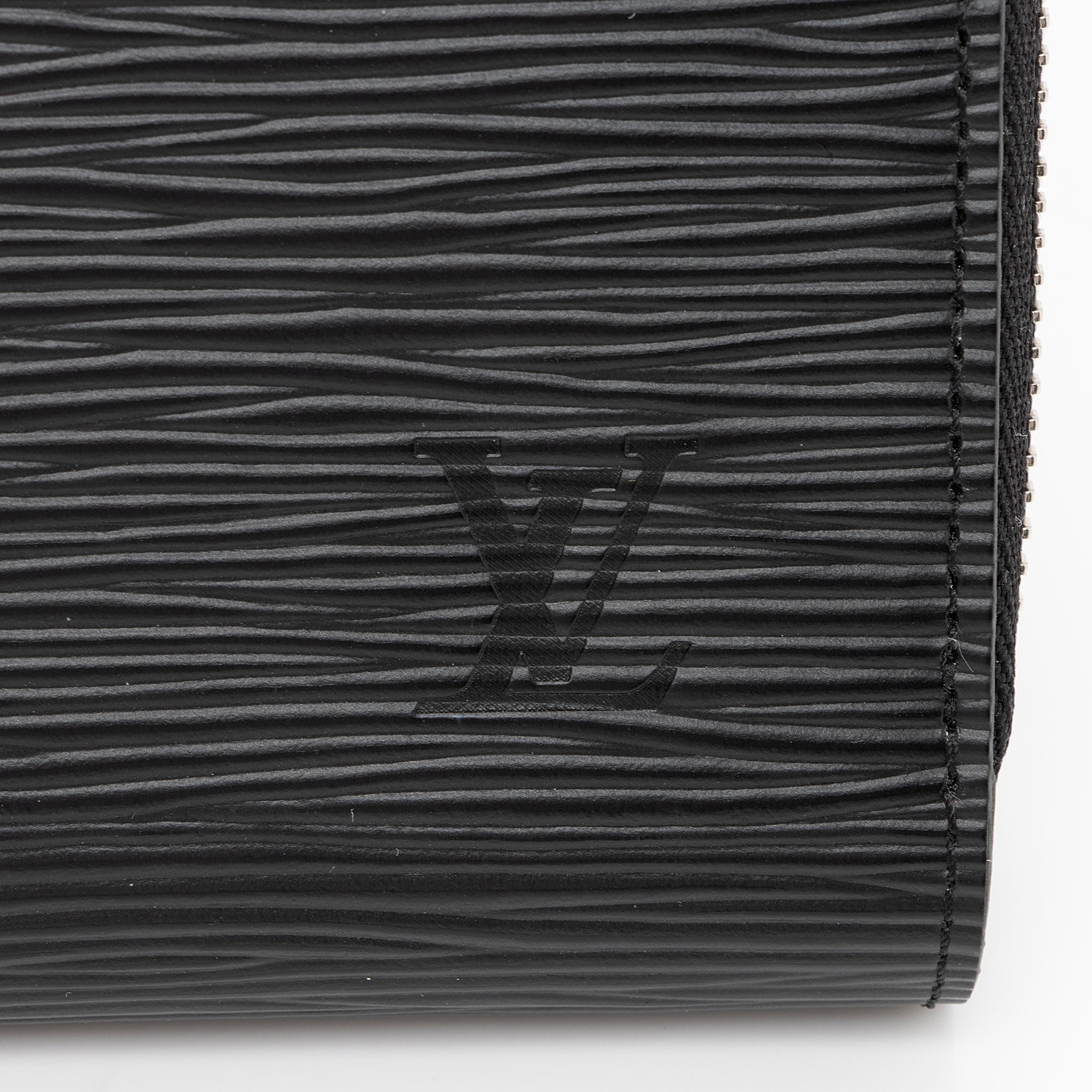 Louis Vuitton Epi Leather Zippy Wallet (SHF-uSlbN9)