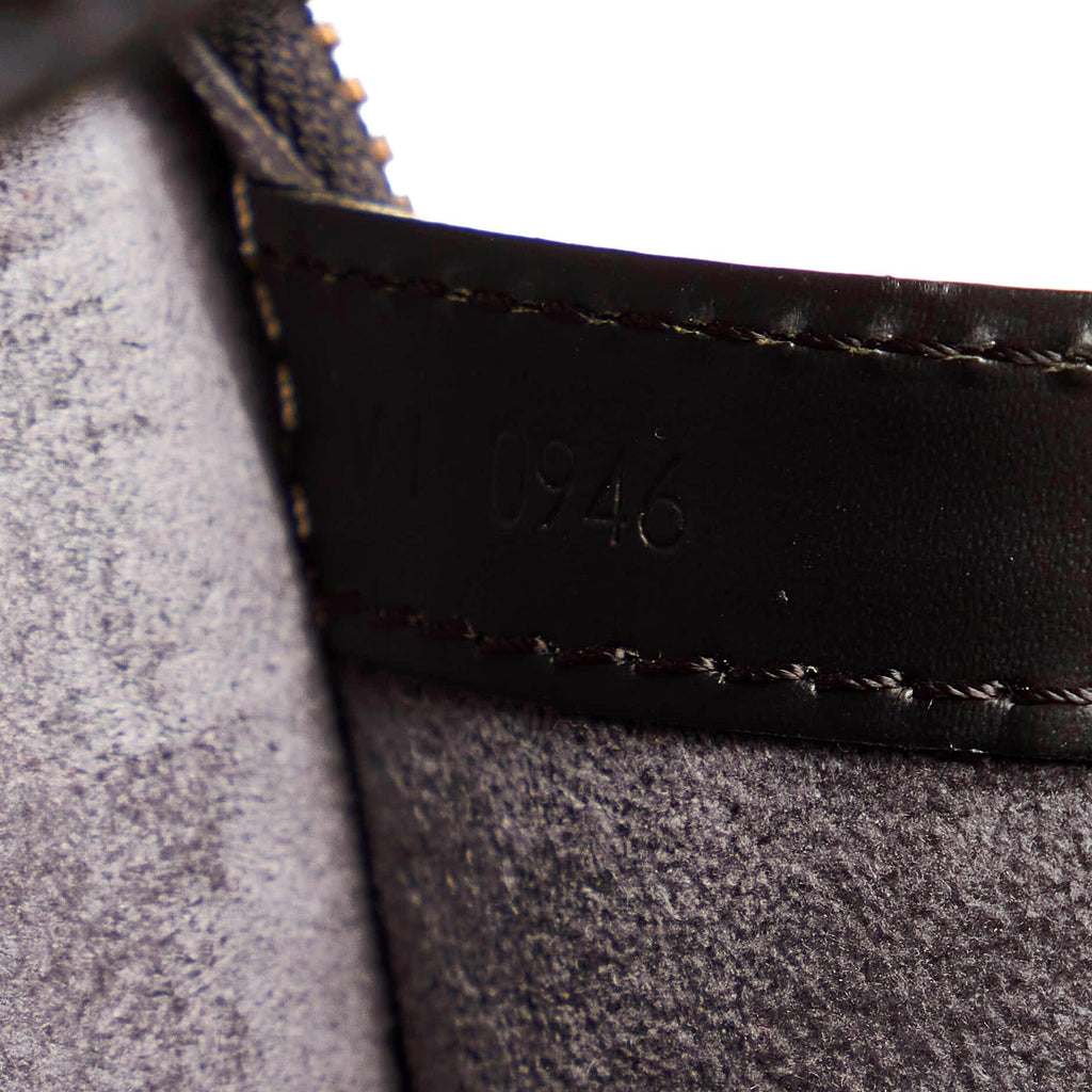 Louis Vuitton Epi Lussac (SHG-30525)