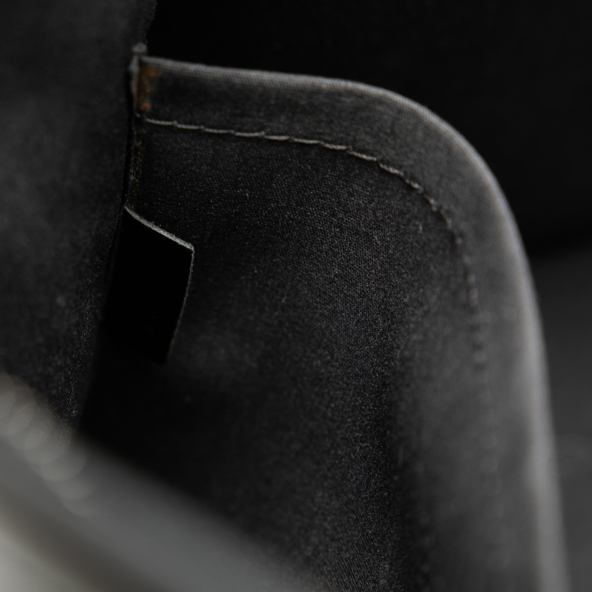 Louis Vuitton Epi Madeleine PM (SHG-6BIsUA)