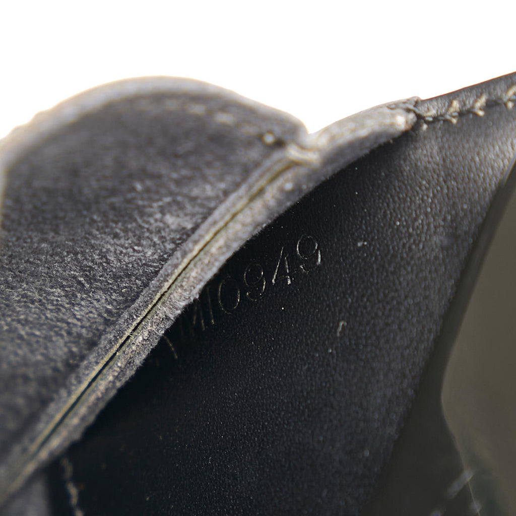 Louis Vuitton Epi Minuit (SHG-FAyTUz)