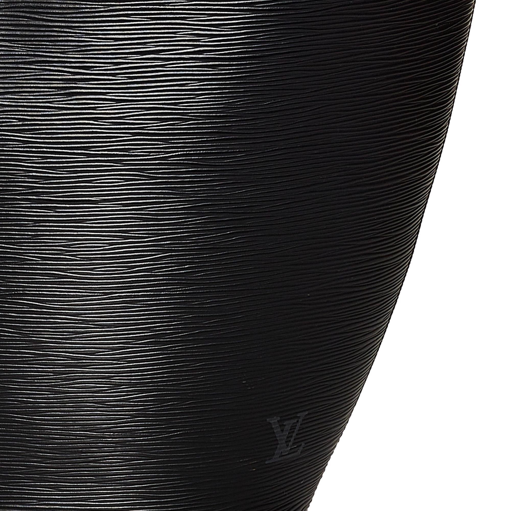 Louis Vuitton Epi Noctambule (SHG-Z8ZjNp)