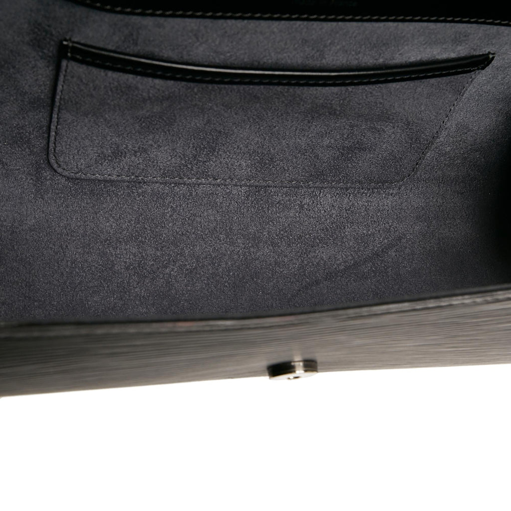 Louis Vuitton Epi Nocturne PM (SHG-33617)