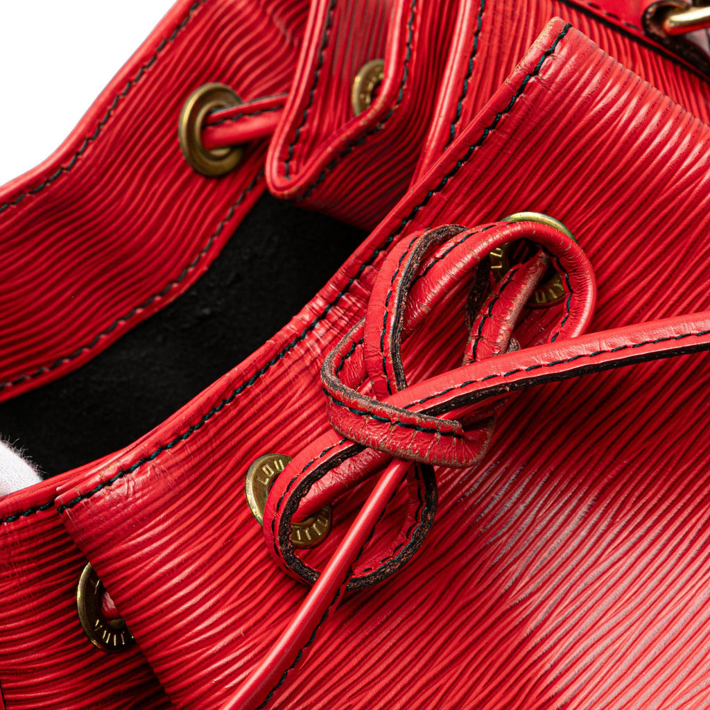 Louis Vuitton Epi Noe GM