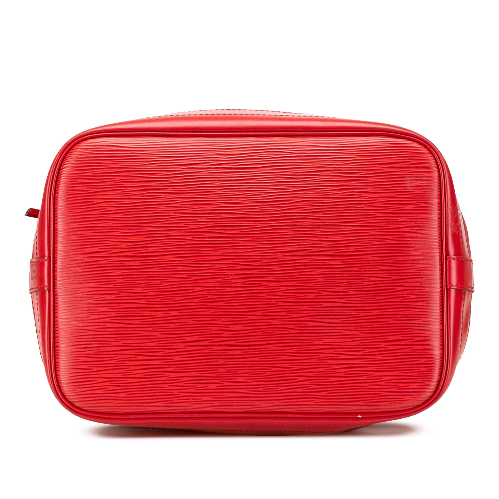 Louis Vuitton Epi Noe GM