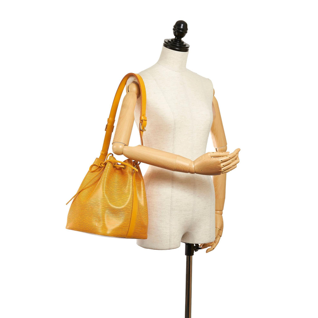 Louis Vuitton Epi Noe (SHG-30543)