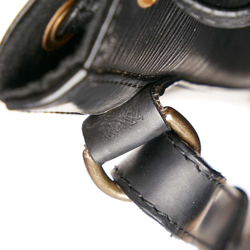 Louis Vuitton Epi Noe (SHG-31130)