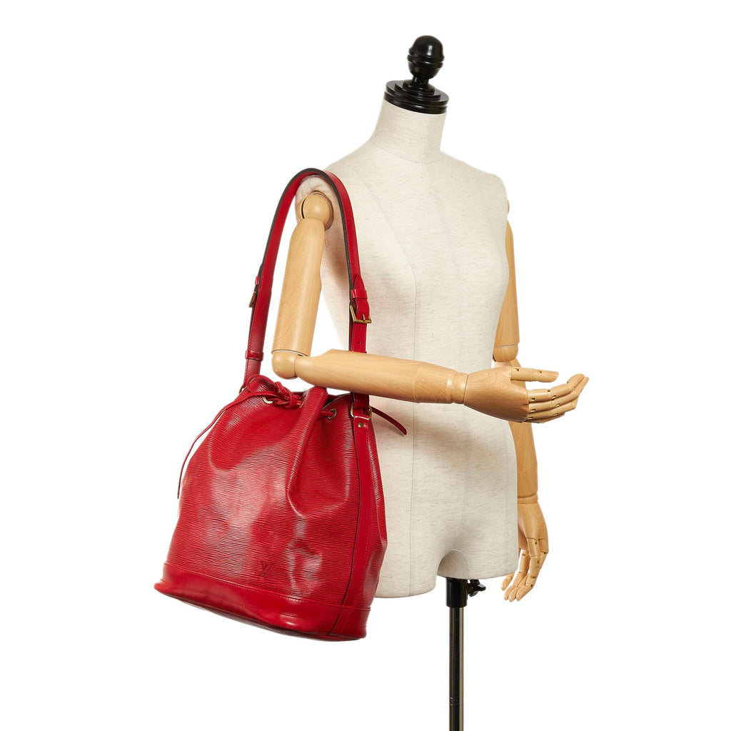 Louis Vuitton Epi Noe (SHG-37702)