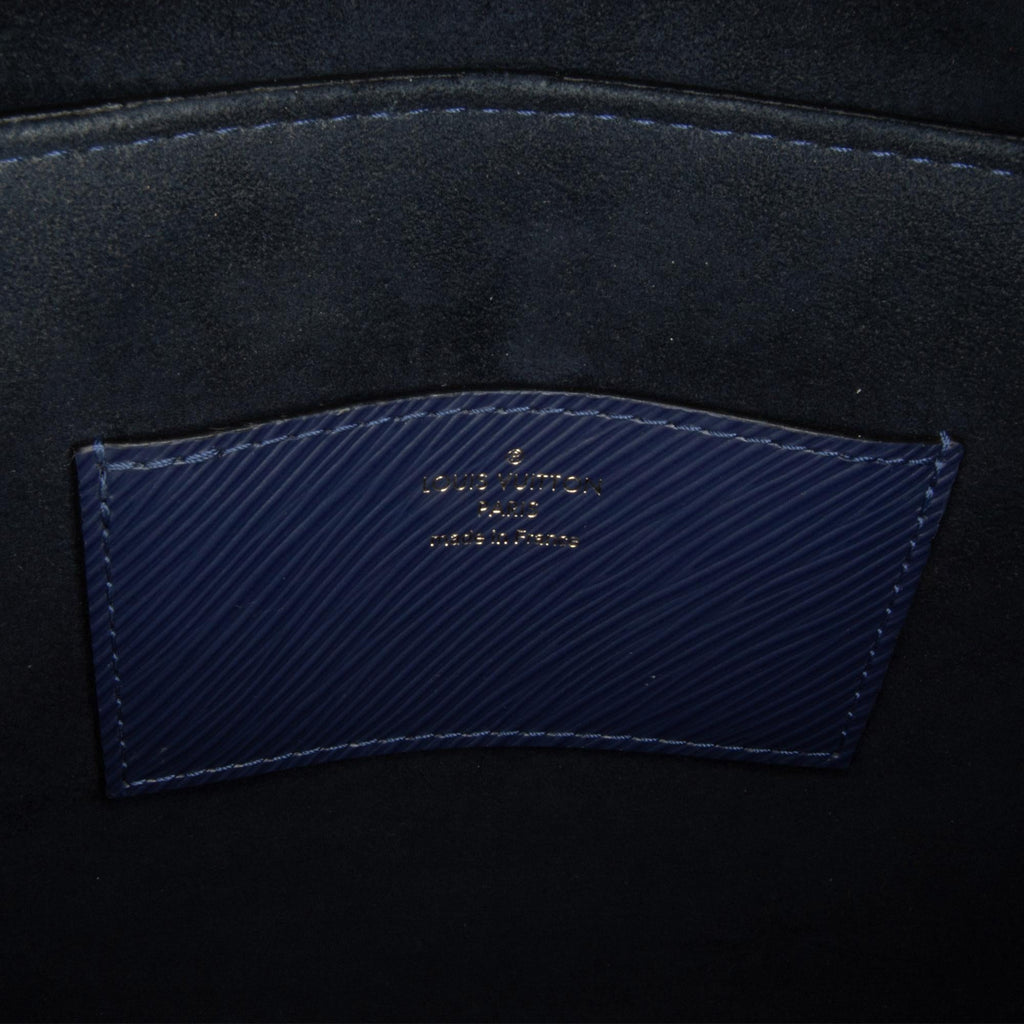 Louis Vuitton Epi Owl Twist MM (SHG-zUbayh)
