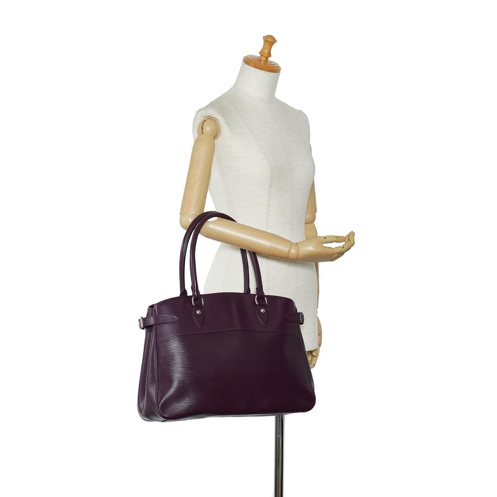 Louis Vuitton Epi Passy GM (SHG-T1jJKP)