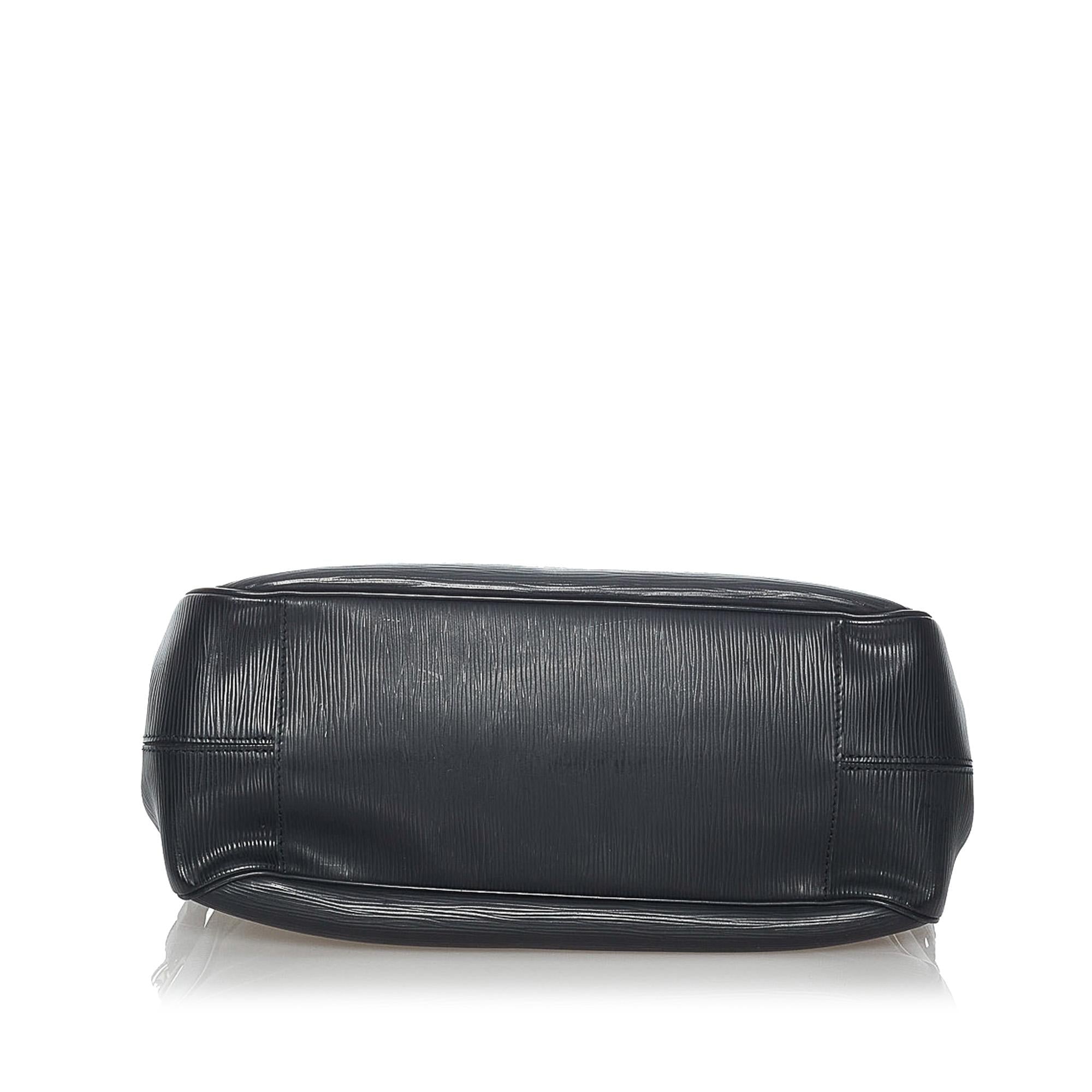 Louis Vuitton Epi Passy PM (SHG-30394)