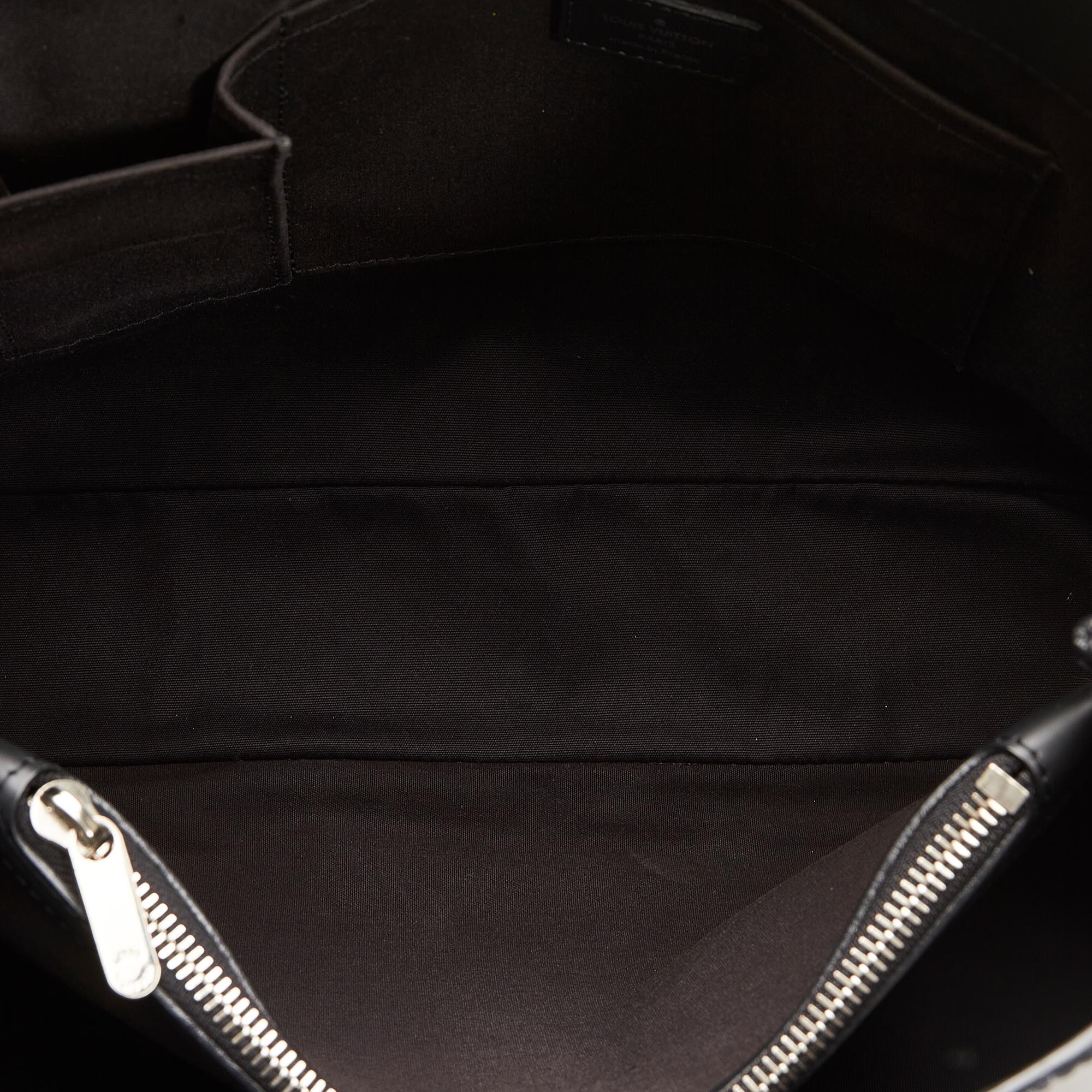 Louis Vuitton Epi Passy PM (SHG-FzmJyC)