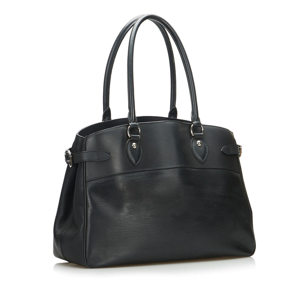 Louis Vuitton Epi Passy PM (SHG-FzmJyC)