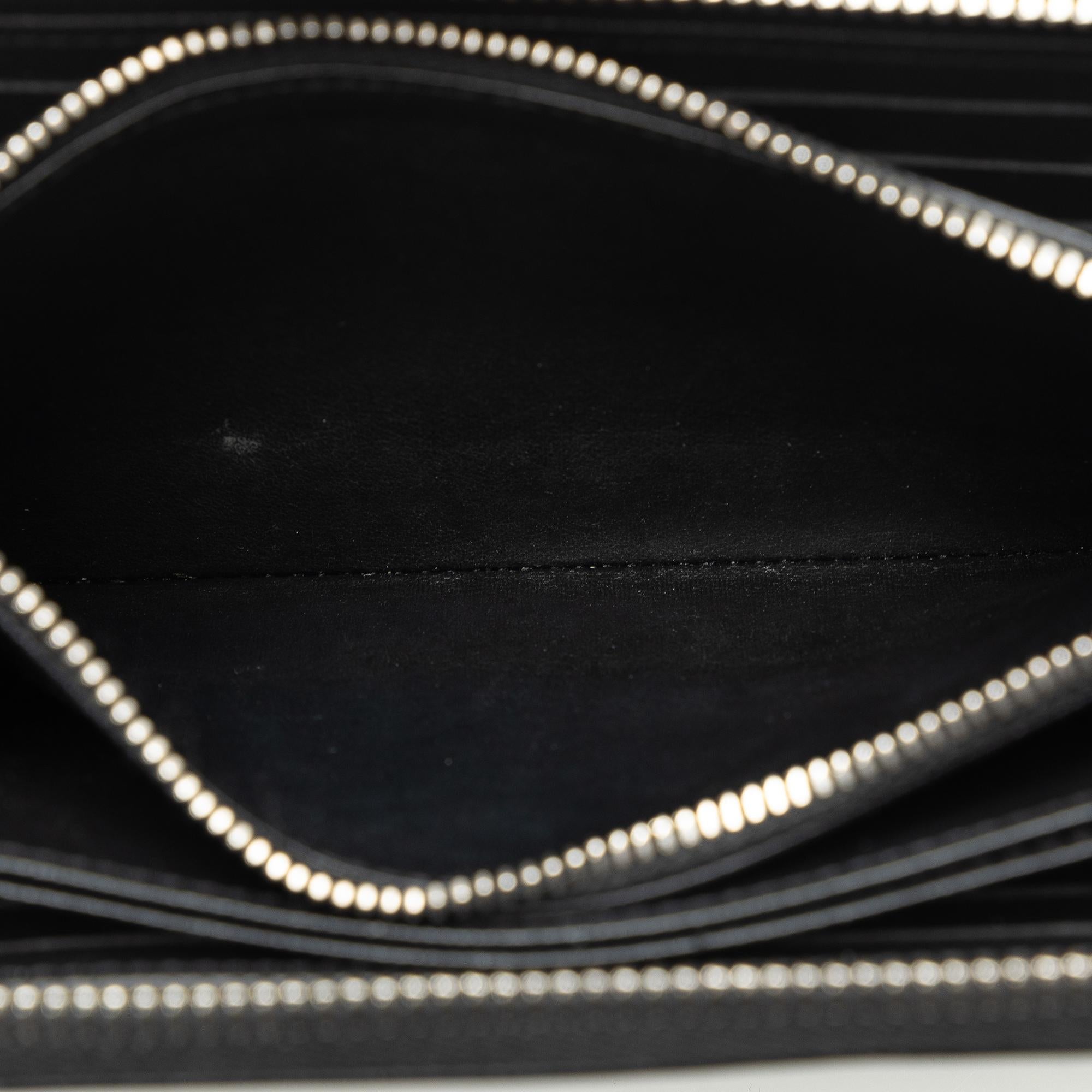 Louis Vuitton Epi Patches Zippy Wallet (SHG-dj64PF)