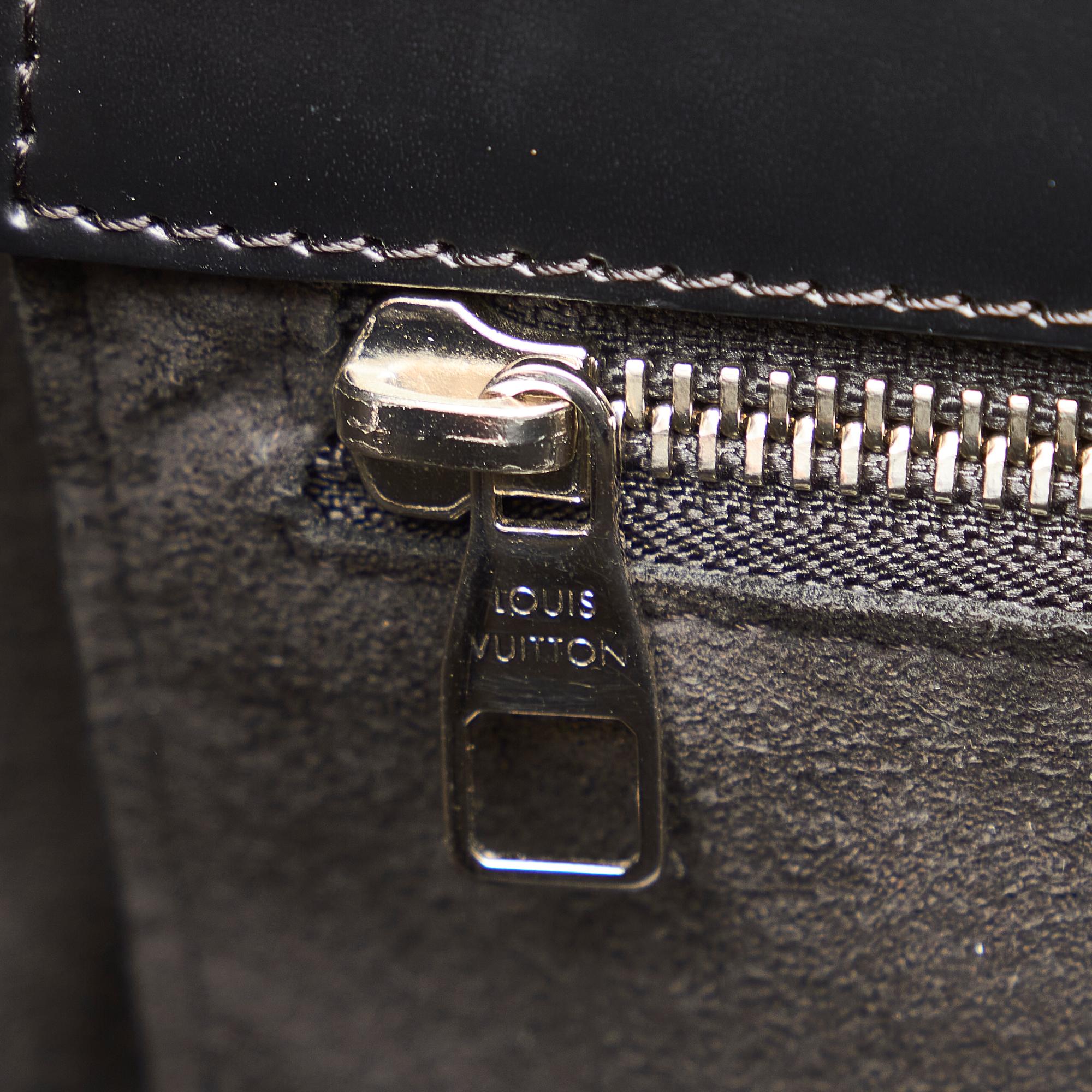 Louis Vuitton Epi Phenix PM (SHG-25517)