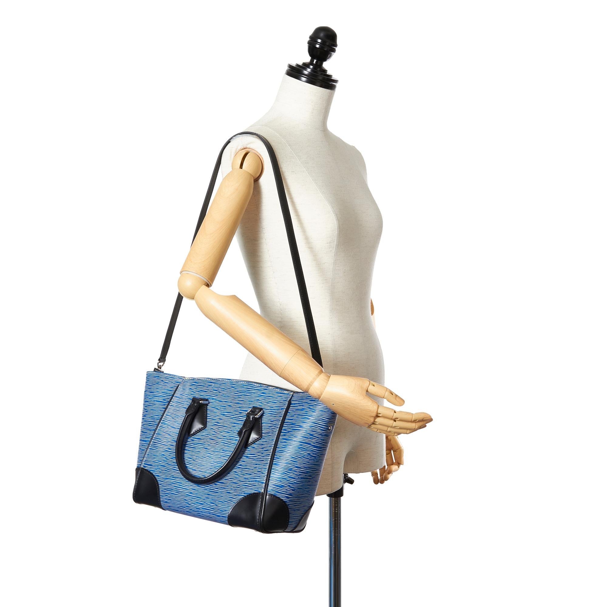 Louis Vuitton Epi Phenix PM (SHG-25517)