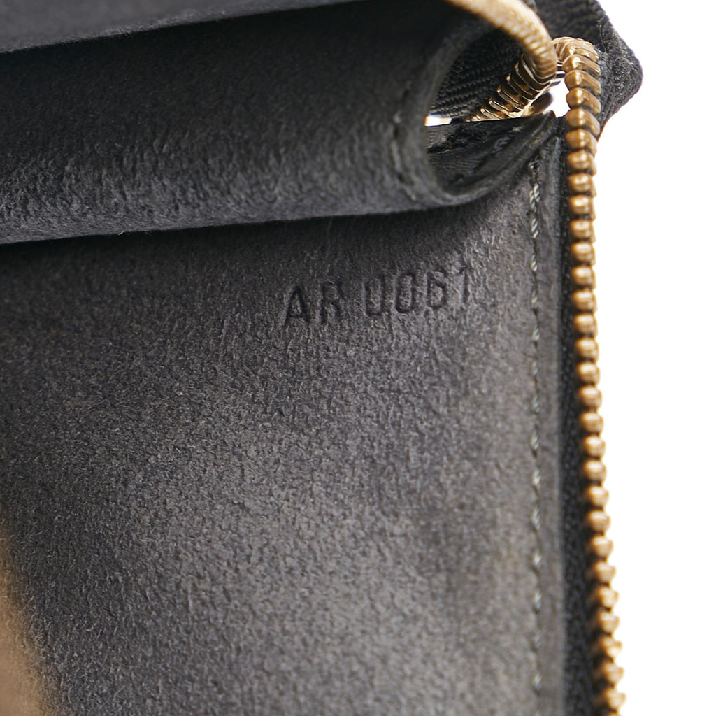 Louis Vuitton Epi Pochette Accessoires (SHG-35327)
