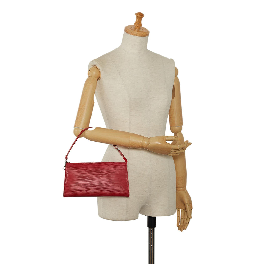 Louis Vuitton Epi Pochette Accessoires (SHG-HAcy8J)