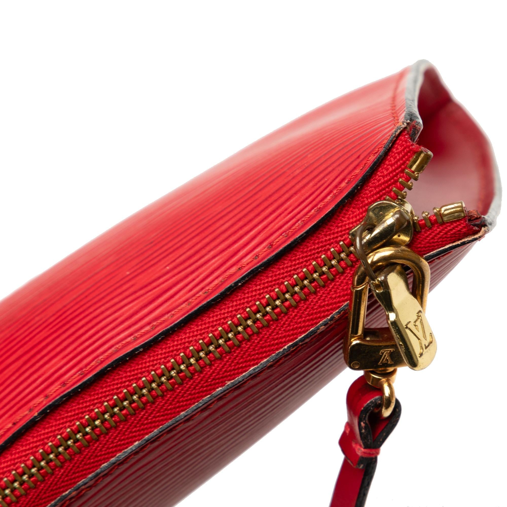 Louis Vuitton Epi Pochette Accessoires (SHG-FmRacn)