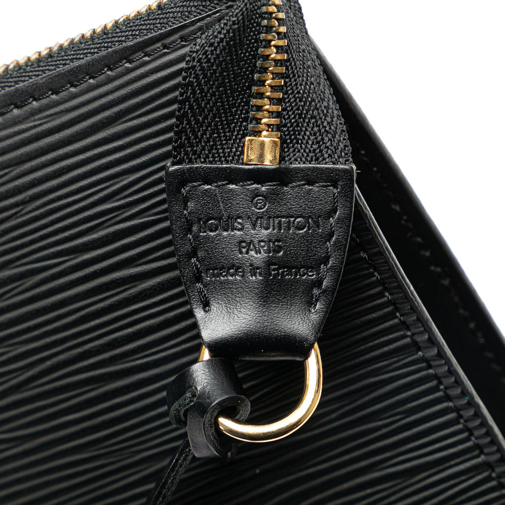 Louis Vuitton Epi Pochette Accessoires (SHG-b7oWzA)