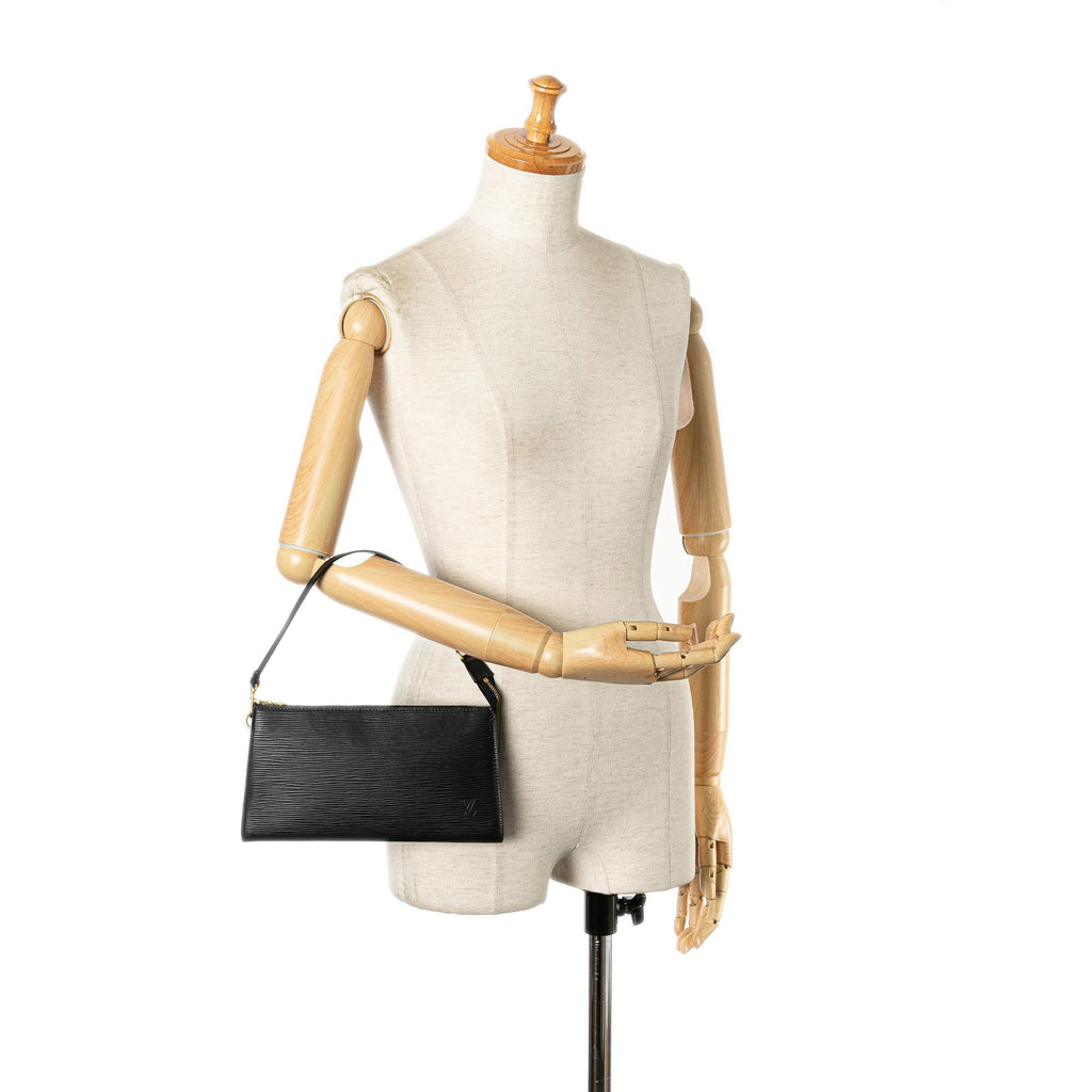 Louis Vuitton Epi Pochette Accessoires (SHG-OpQdyr)