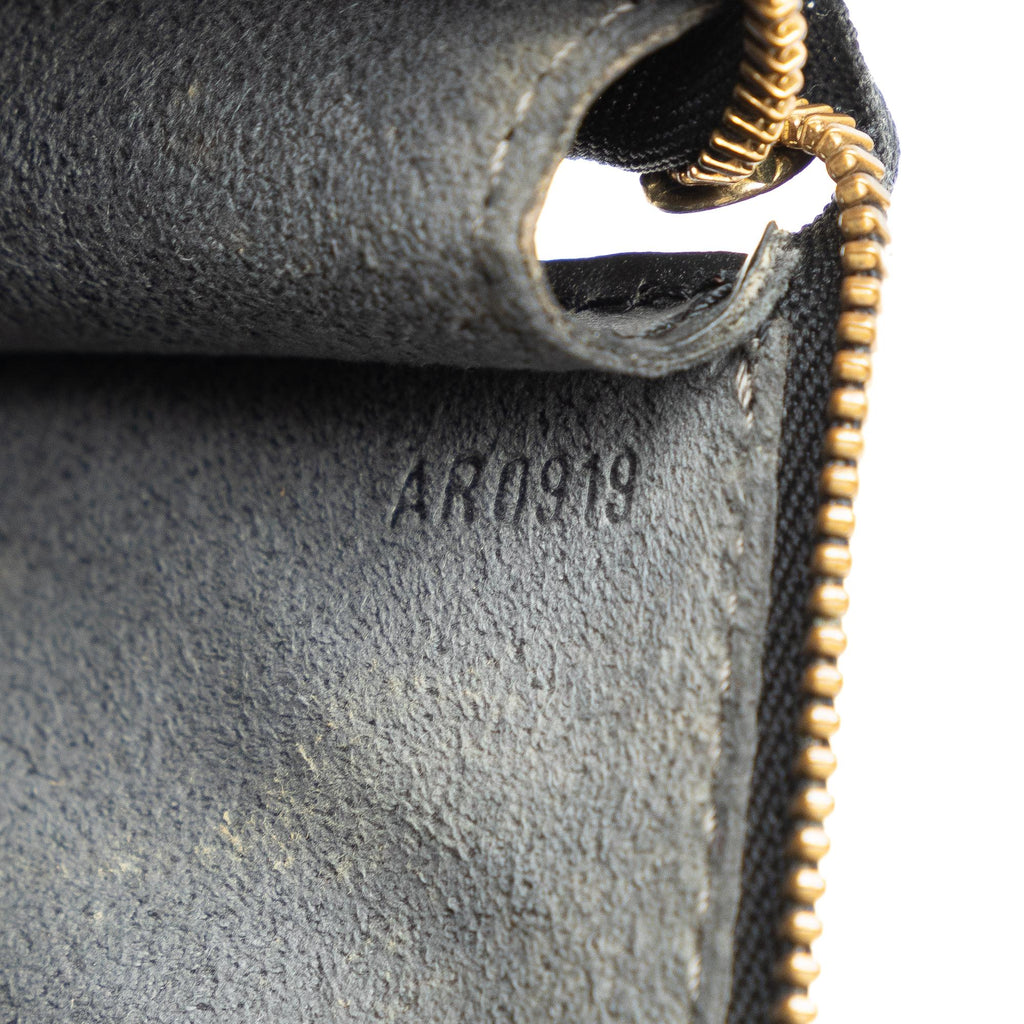 Louis Vuitton Epi Pochette Accessoires (SHG-hjFnTz)