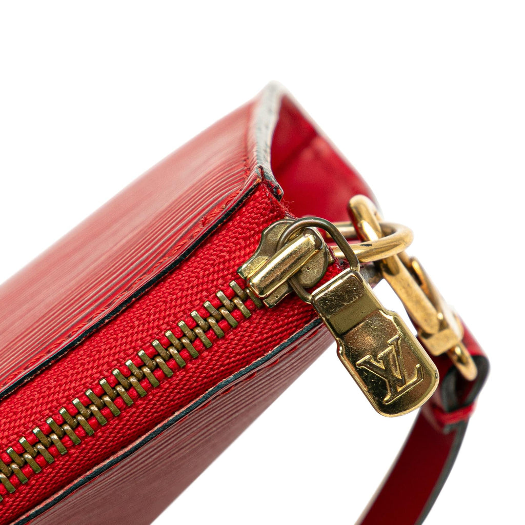 Louis Vuitton Epi Pochette Accessoires (SHG-GgigrP)