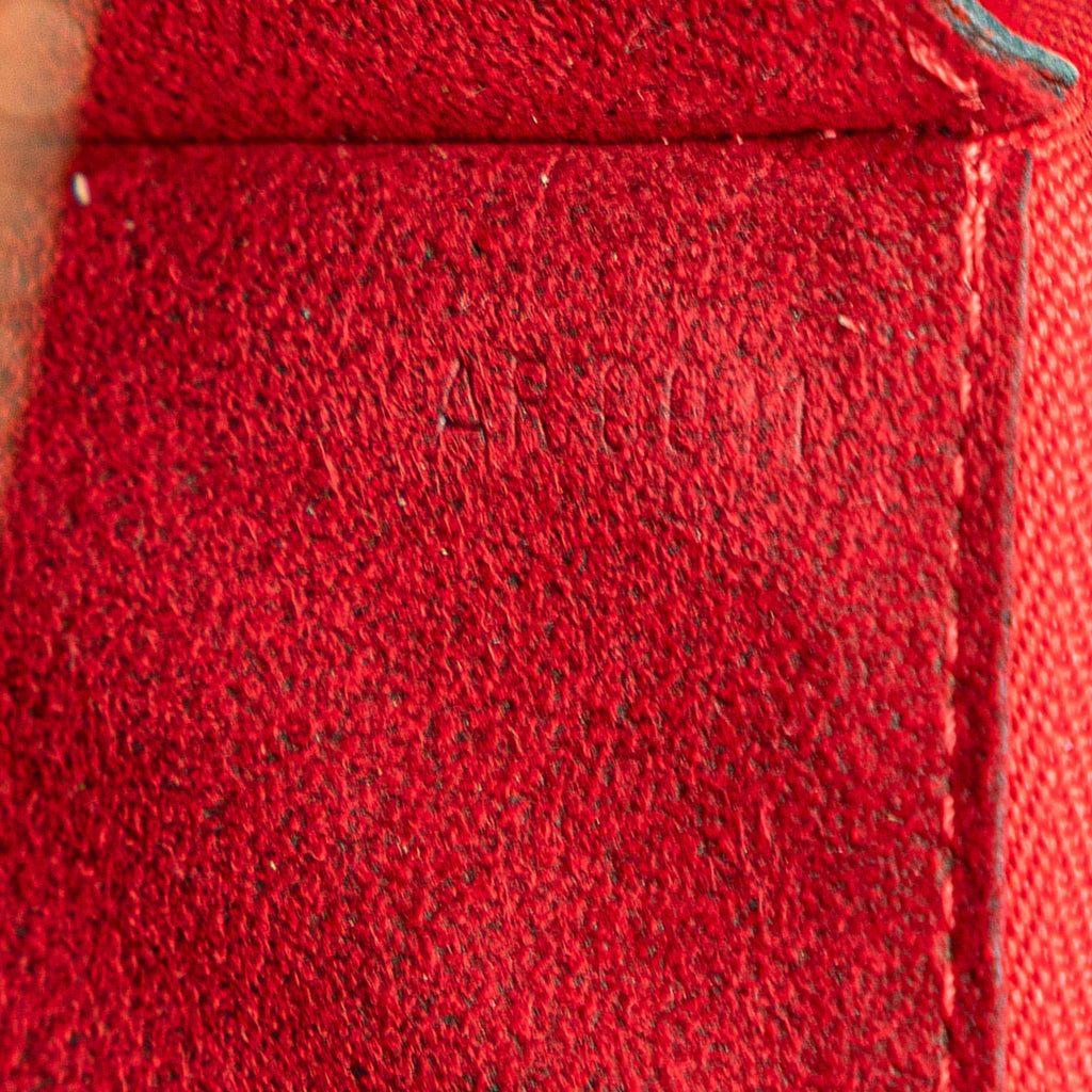 Louis Vuitton Epi Pochette Accessoires (SHG-GIaBdT)