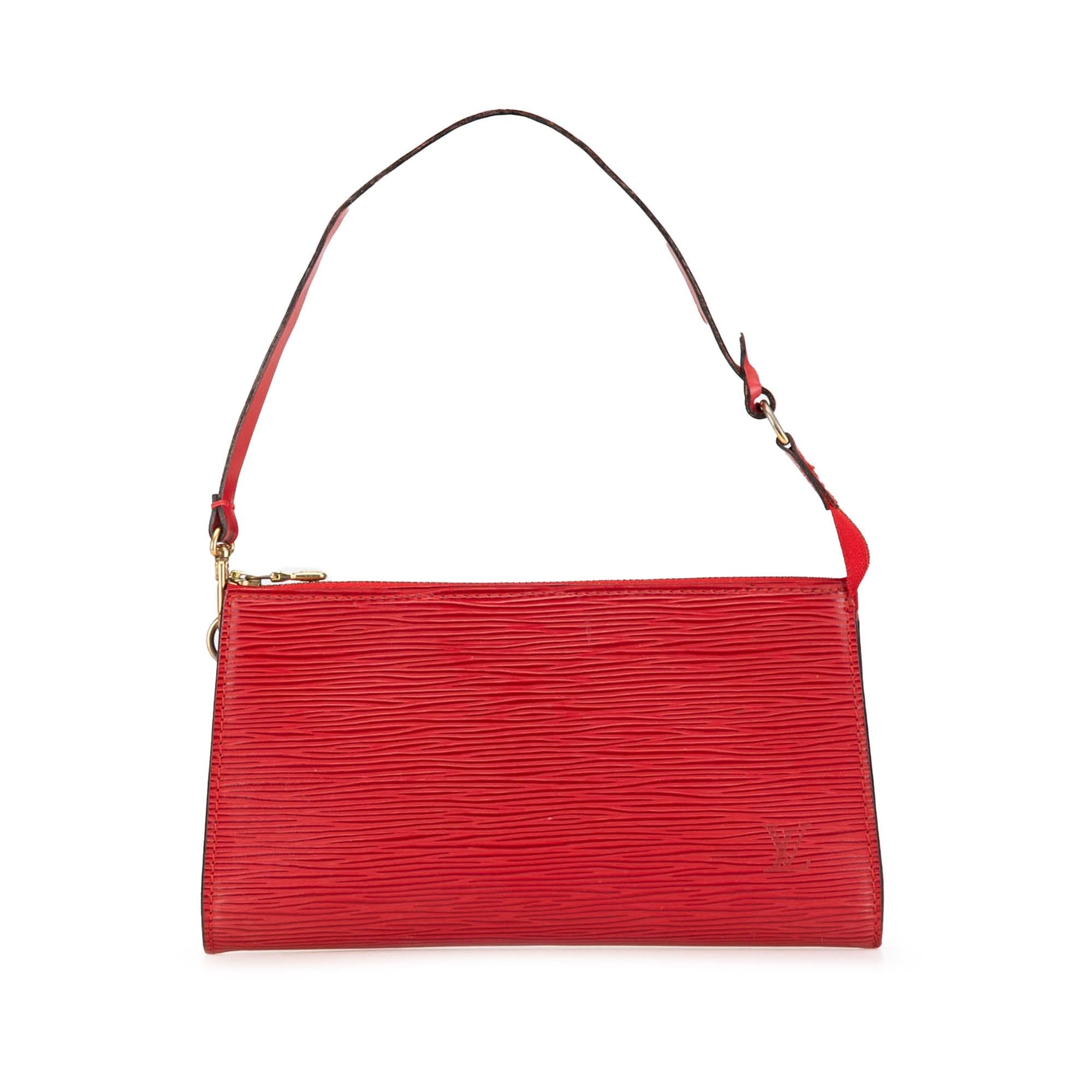 Louis Vuitton Epi Pochette Accessoires (SHG-RQHaz5)