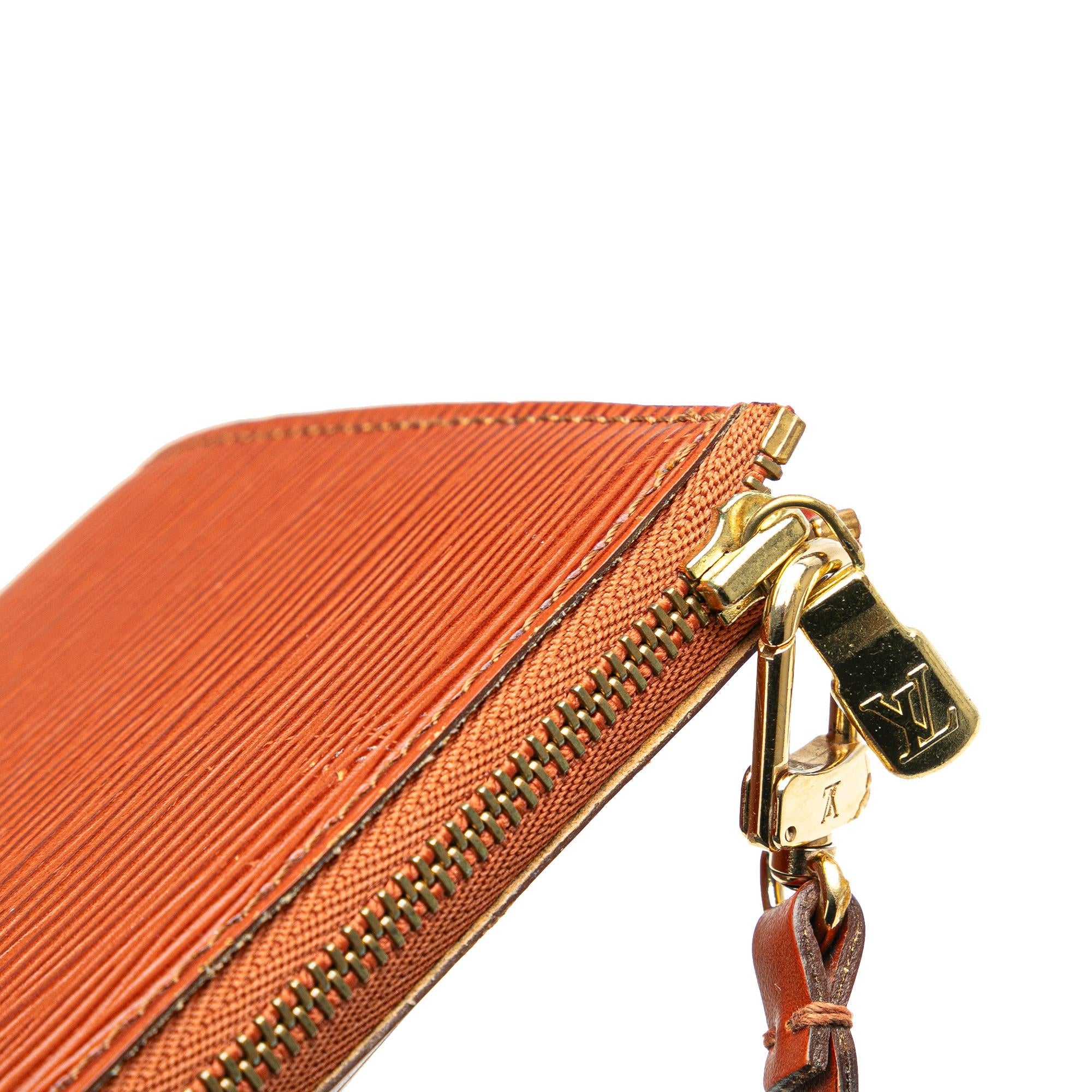 Louis Vuitton Epi Pochette Accessoires (SHG-ZSN6ek)