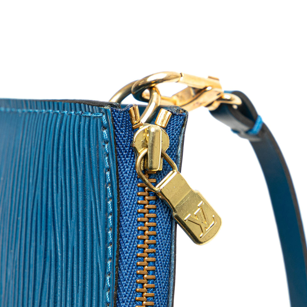 Louis Vuitton Epi Pochette Accessoires (SHG-Qqnnmj)