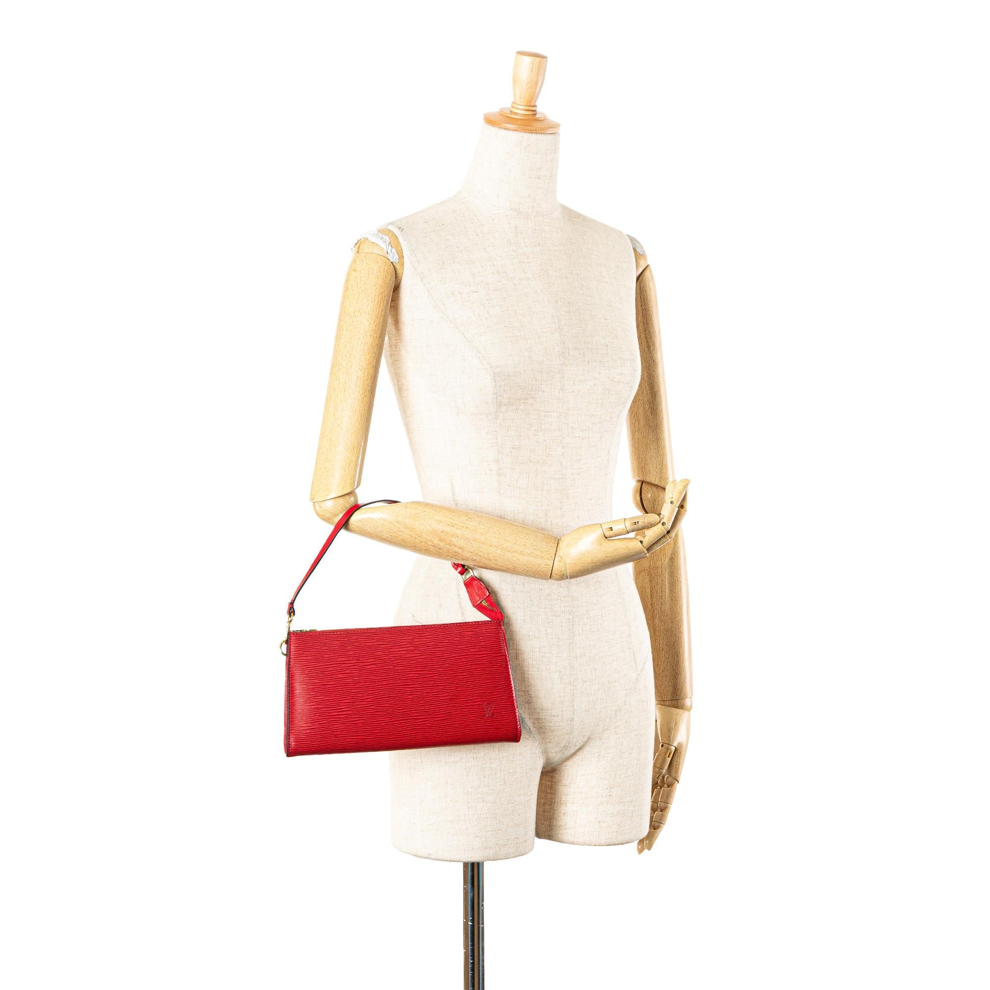 Louis Vuitton Epi Pochette Accessoires