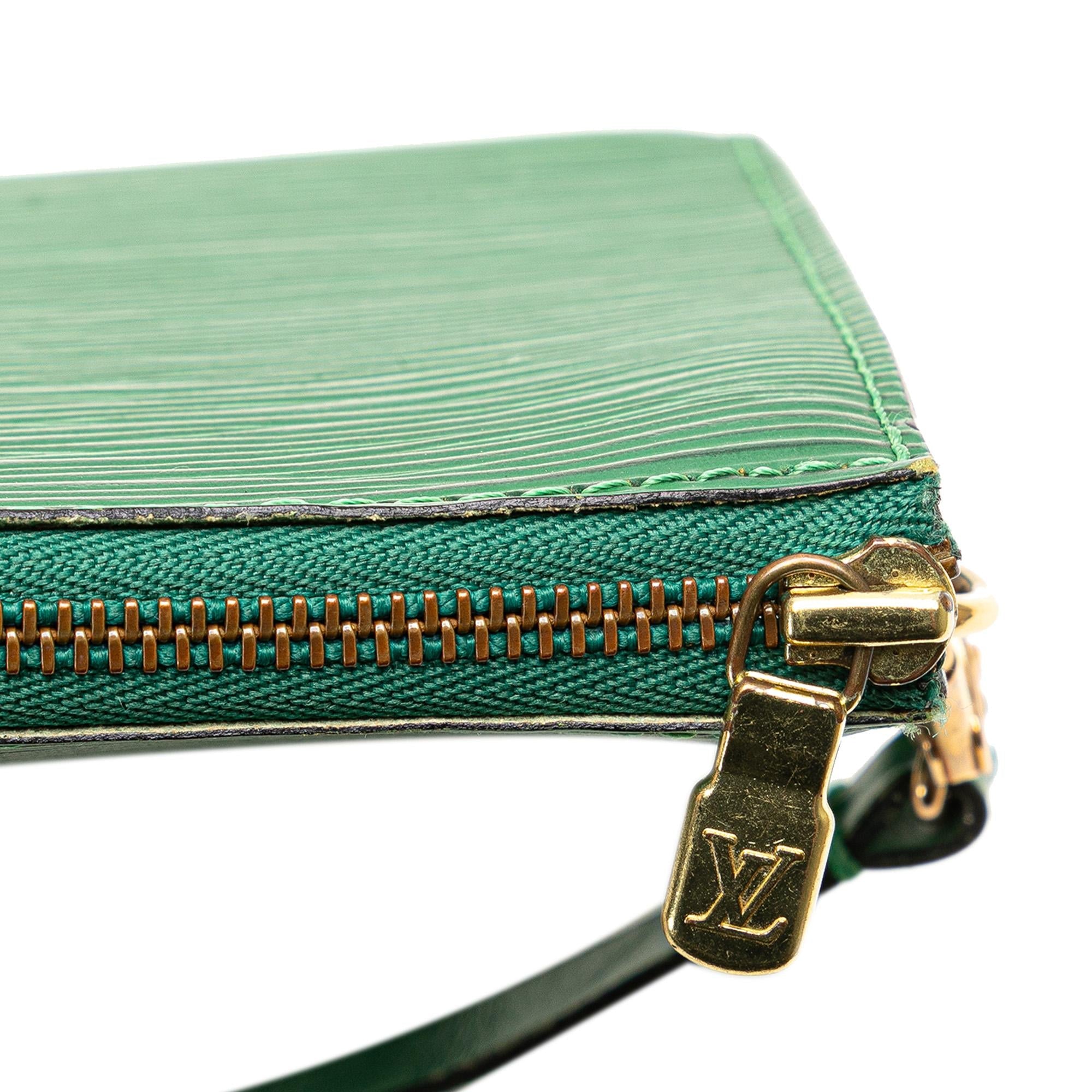Louis Vuitton Epi Pochette Accessoires