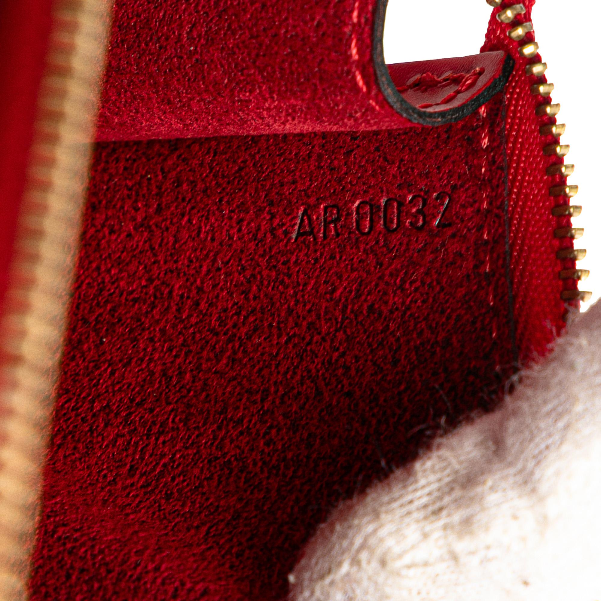 Louis Vuitton Epi Pochette Accessoires