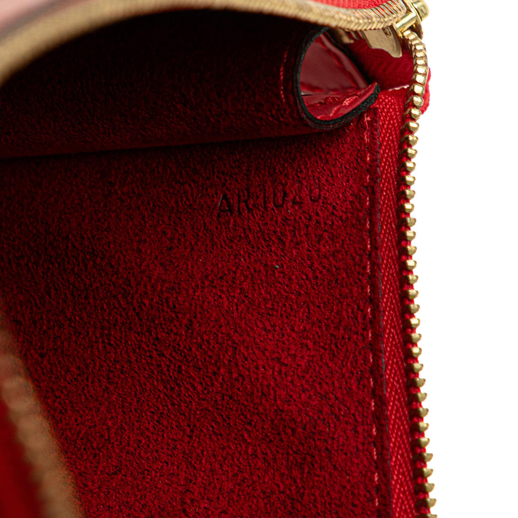 Louis Vuitton Epi Pochette Accessoires