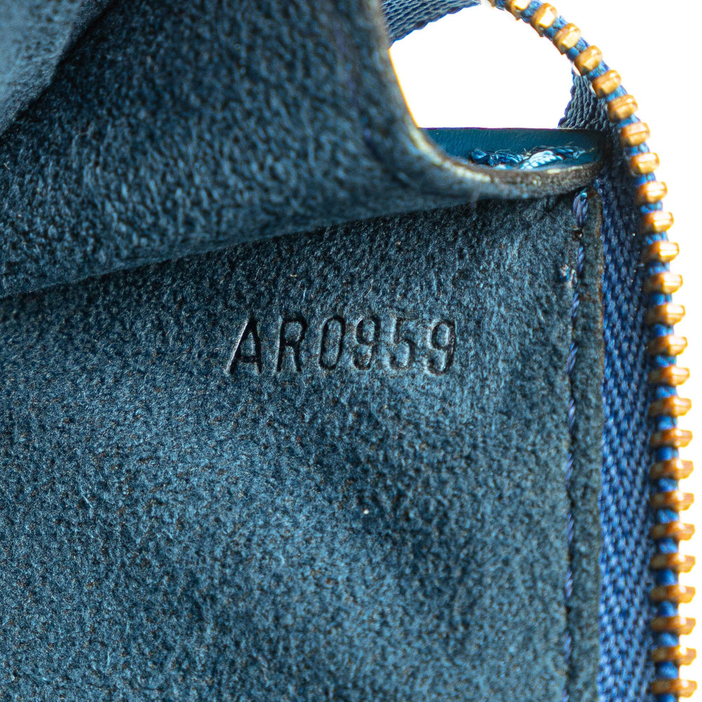 Louis Vuitton Epi Pochette Accessoires