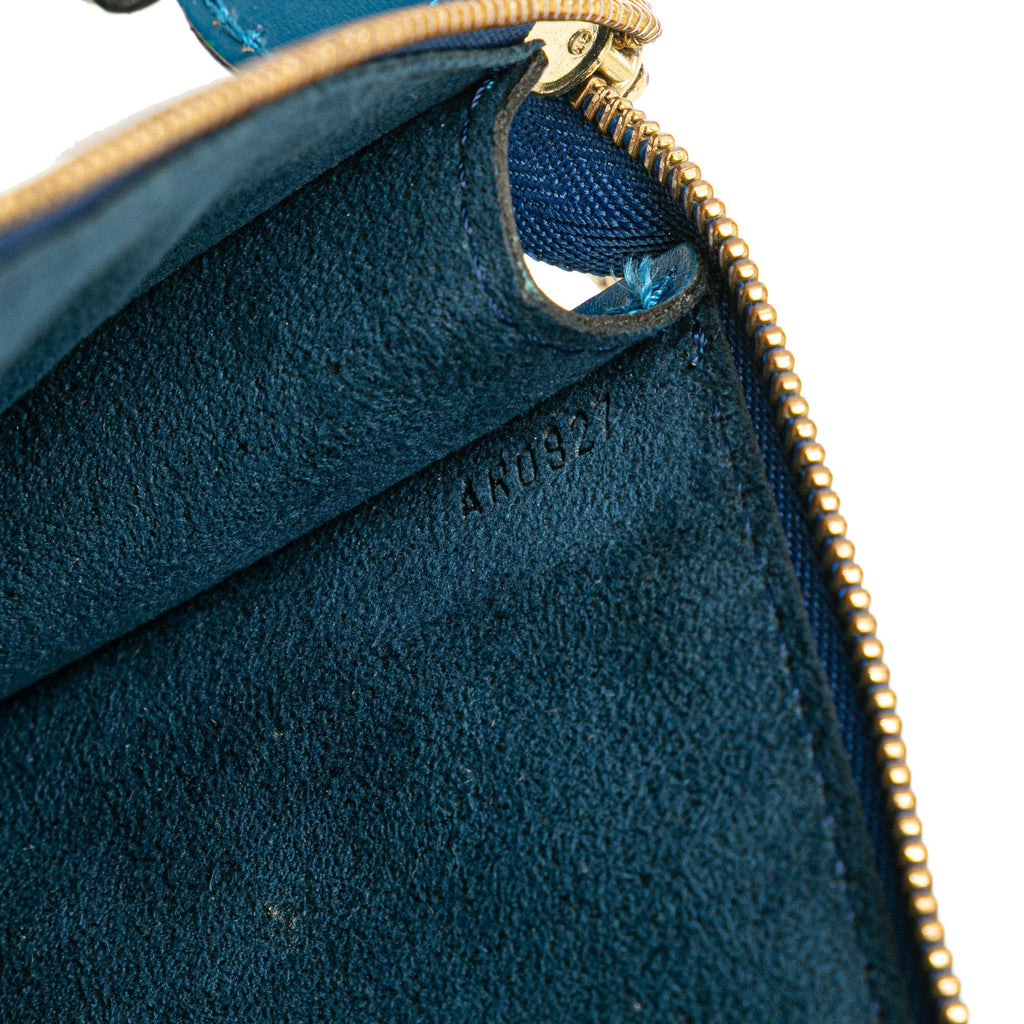 Louis Vuitton Epi Pochette Accessoires